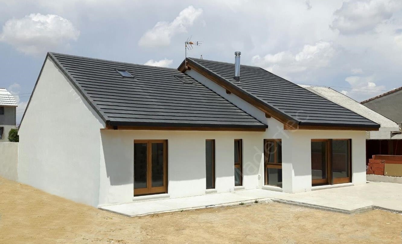 maison en bois et crépi 2 chambres 